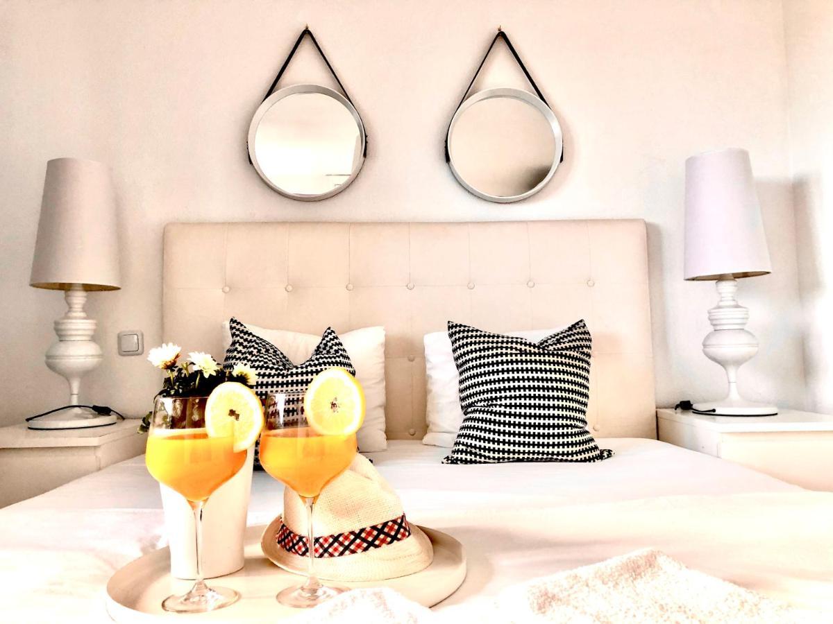 Sailor Apartments Торремолинос Экстерьер фото